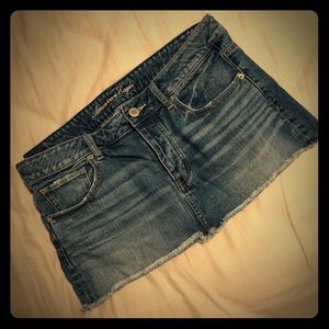 American Eagle Outfitters Denim Skirt (Size 12)